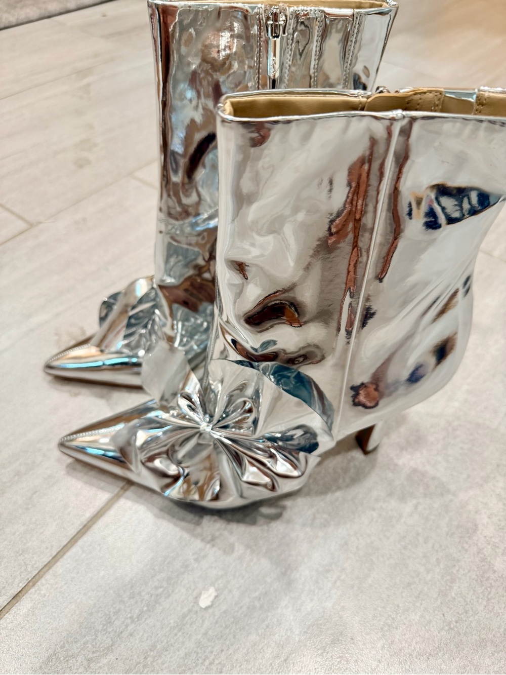 NIB Sam Edelman Metallic Silver Pointed-Toe Stiletto Ankle Bootie - SZ 10 - Picture 6 of 13